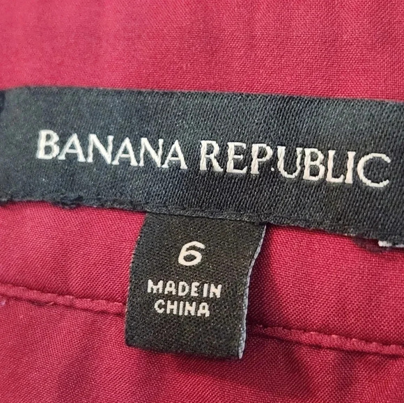 Banana Republic red and blue print pleated flowy skirt - Picture 5 of 5